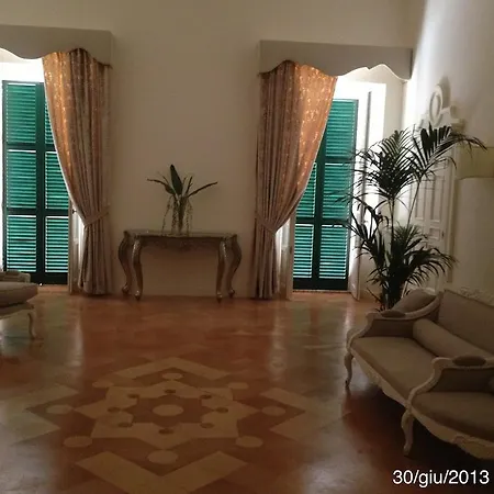 Nena Guest house Tolentino