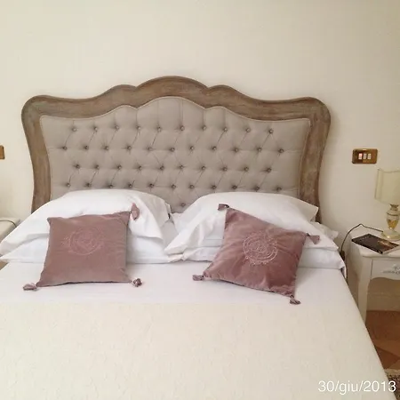 Nena Guest house Tolentino
